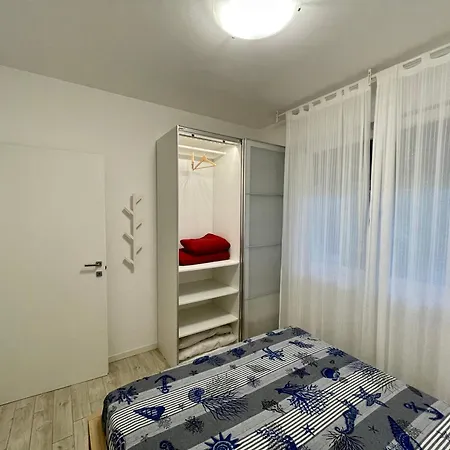 Antonietta 4, Relax Nella Pineta 公寓 *